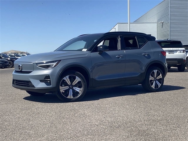 Used 2023 Volvo XC40 Core with VIN YV4ED3UK7P2105606 for sale in Glendale, AZ