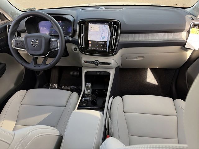 2026 Volvo XC40 Ultra - Photo 16