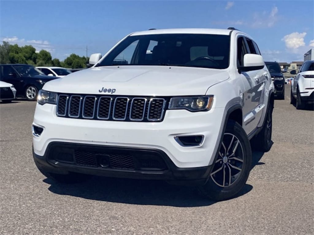 Used 2021 Jeep Grand Cherokee Laredo SUV