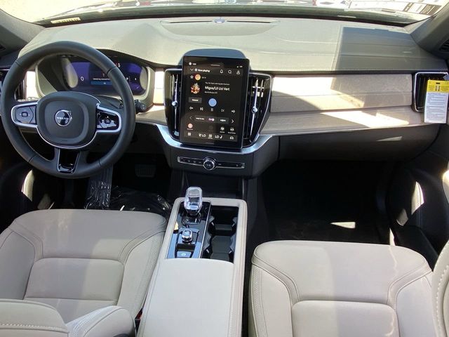 2026 Volvo XC90 Plus - Photo 16