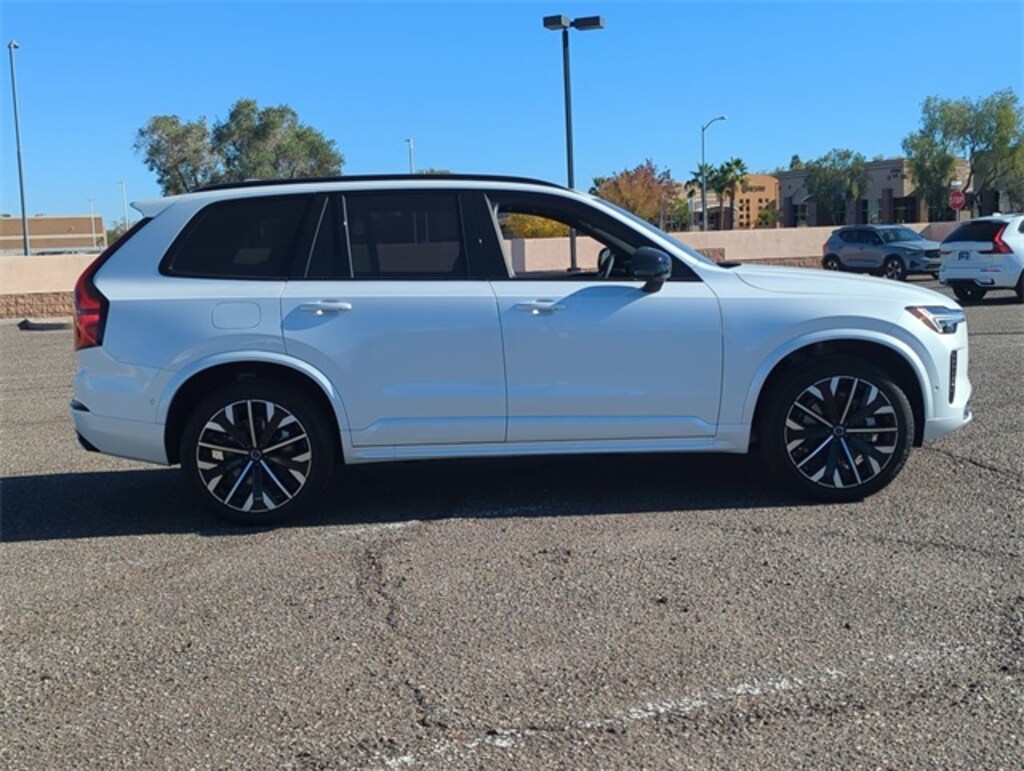 New 2026 Volvo XC90 B6 Ultra Dark Theme 7-Seater SUV