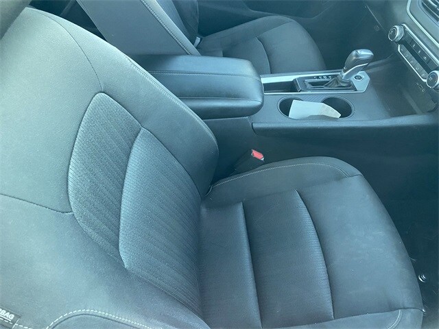 2019 Nissan Altima 2.5 S photo 3