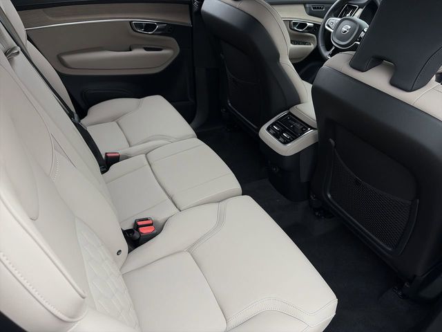 2026 Volvo XC90 Plus - Photo 15