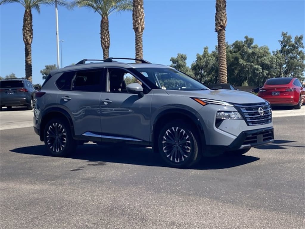 Used 2025 Nissan Rogue Platinum SUV