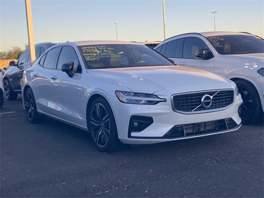 Used 2019 Volvo S60 T5 R-Design Sedan