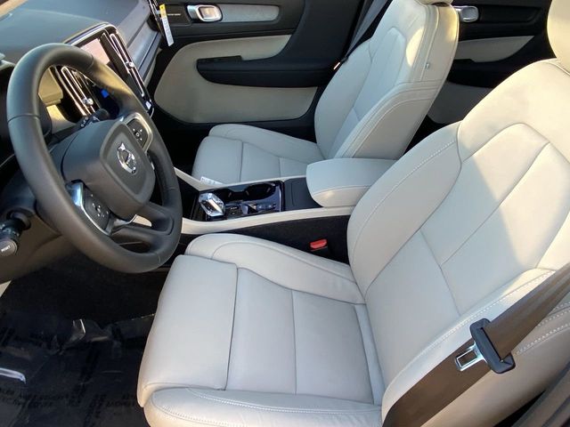2026 Volvo XC40 Ultra - Photo 20