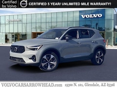 2025 Volvo XC40 B5 Plus Dark Theme SUV