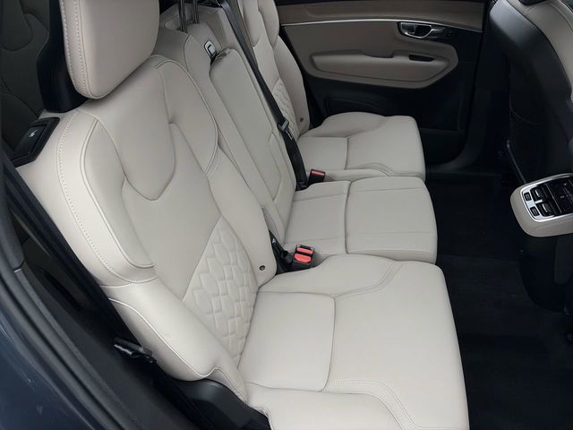 2026 Volvo XC90 Plus - Photo 14