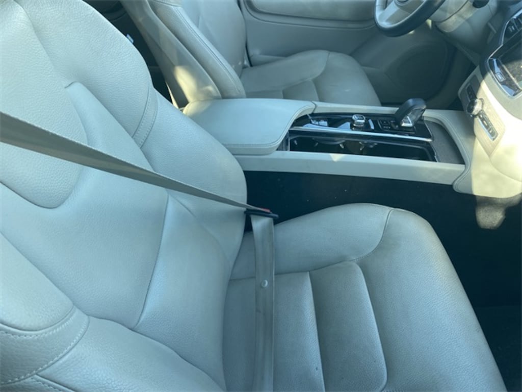 Used 2023 Volvo XC90 B6 AWD Plus 7-Seater SUV