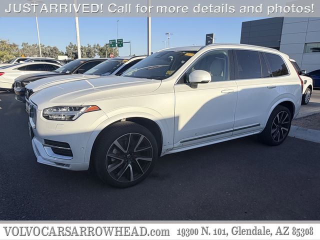 2023 Volvo XC90 B5 Plus 4WD's photo