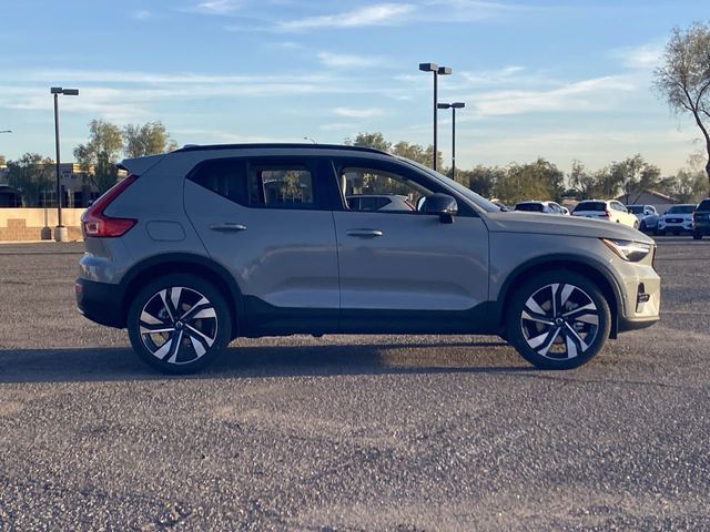 2026 Volvo XC40 Ultra - Photo 6