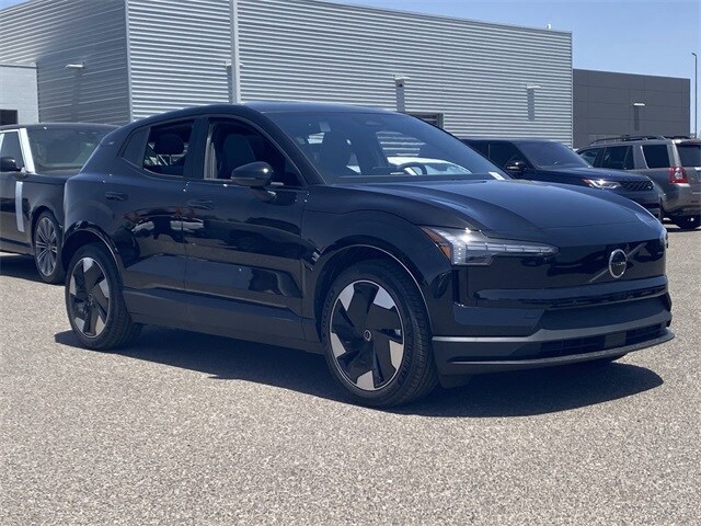 2025 Volvo EX30 Plus photo 4