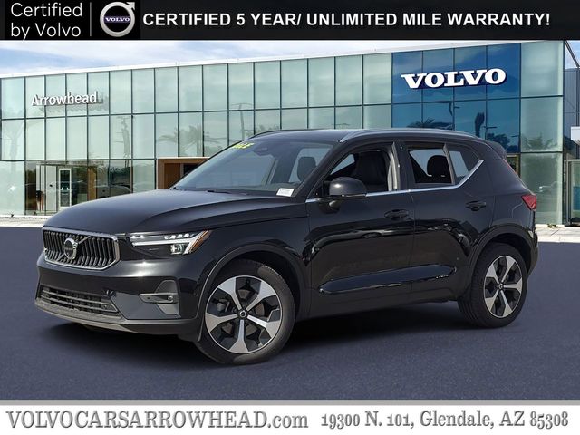 2025 Volvo XC40 B5 Plus Bright AWD's photo