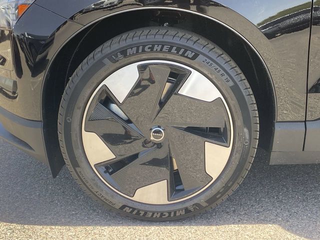 2025 Volvo EX30 Plus - Photo 11