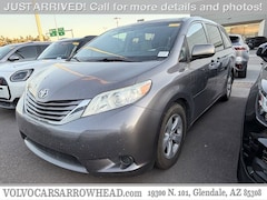 2015 Toyota Sienna LE Van