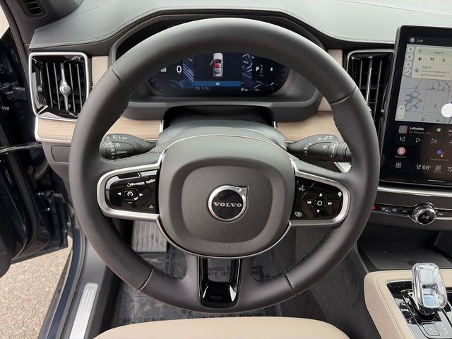 2026 Volvo XC90 Plus - Photo 21