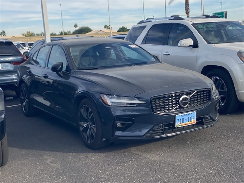 Certified 2025 Volvo S60 B5 Core Sedan