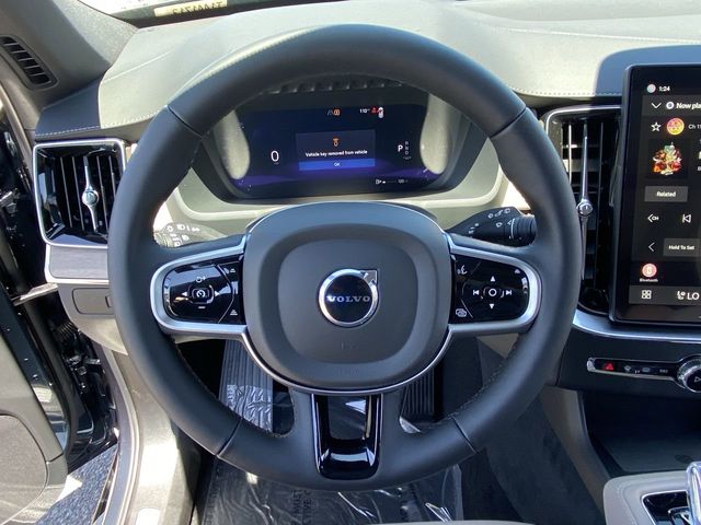 2026 Volvo XC90 Plus - Photo 21