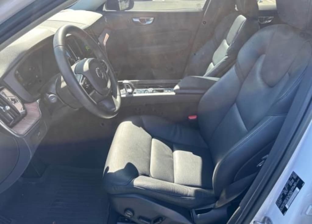 Used 2023 Volvo XC60 B5 Plus Dark Theme SUV