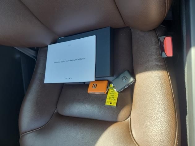 2023 Volvo XC90 Plus photo 3