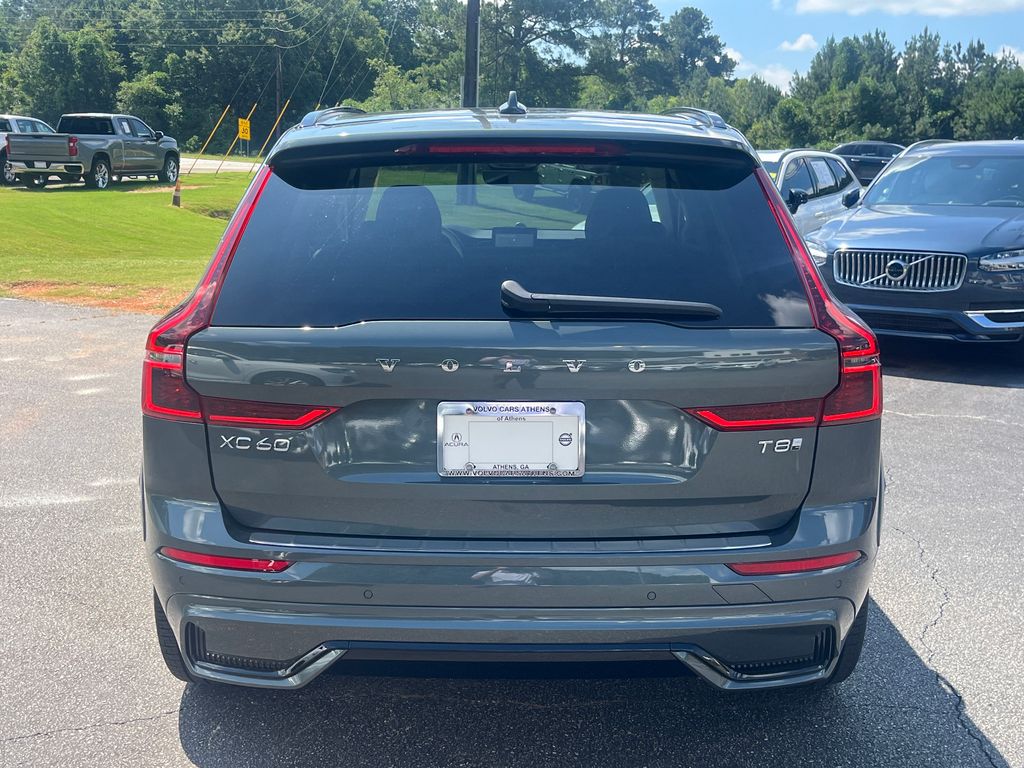 2026 Volvo XC60 Hybrid T8 photo 4