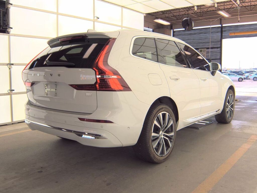 Used 2022 Volvo XC60 Recharge Plug-In Hybrid T8 Inscription Expression SUV