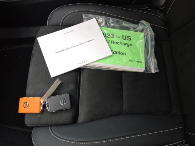 2023 Volvo C40 Recharge Plus photo 3