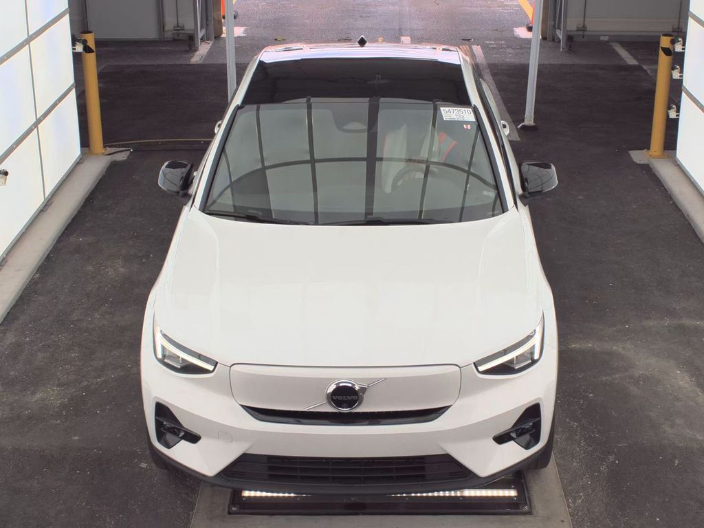 2023 Volvo C40 Recharge Plus photo 2