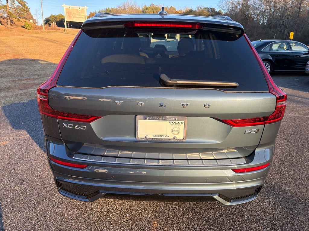 New 2026 Volvo XC60 B5 Plus SUV