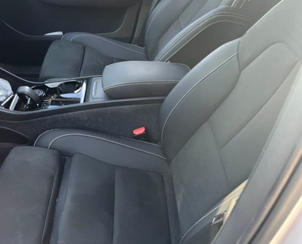 Used 2023 Volvo C40 Recharge Pure Electric Ultimate SUV