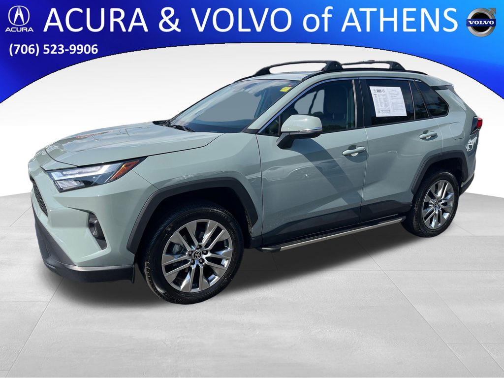 2022 Toyota RAV4 XLE Premium