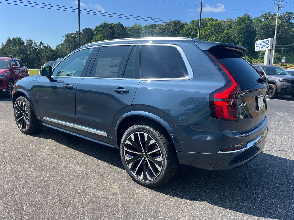 2025 Volvo XC90 Plus photo 3