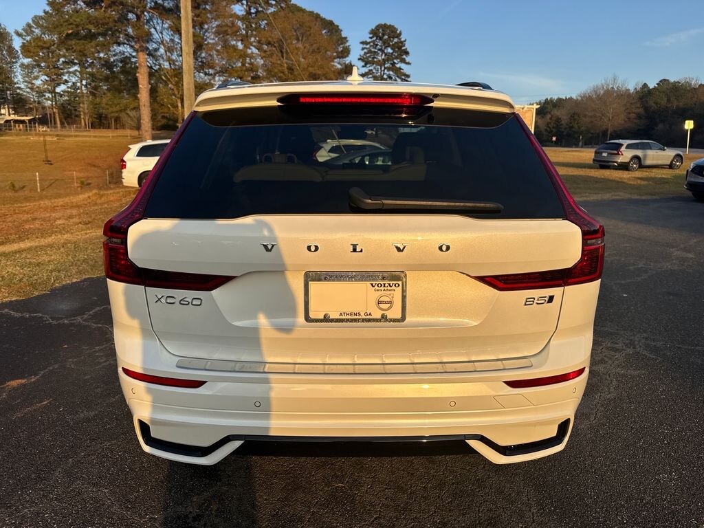 New 2026 Volvo XC60 B5 Ultra SUV