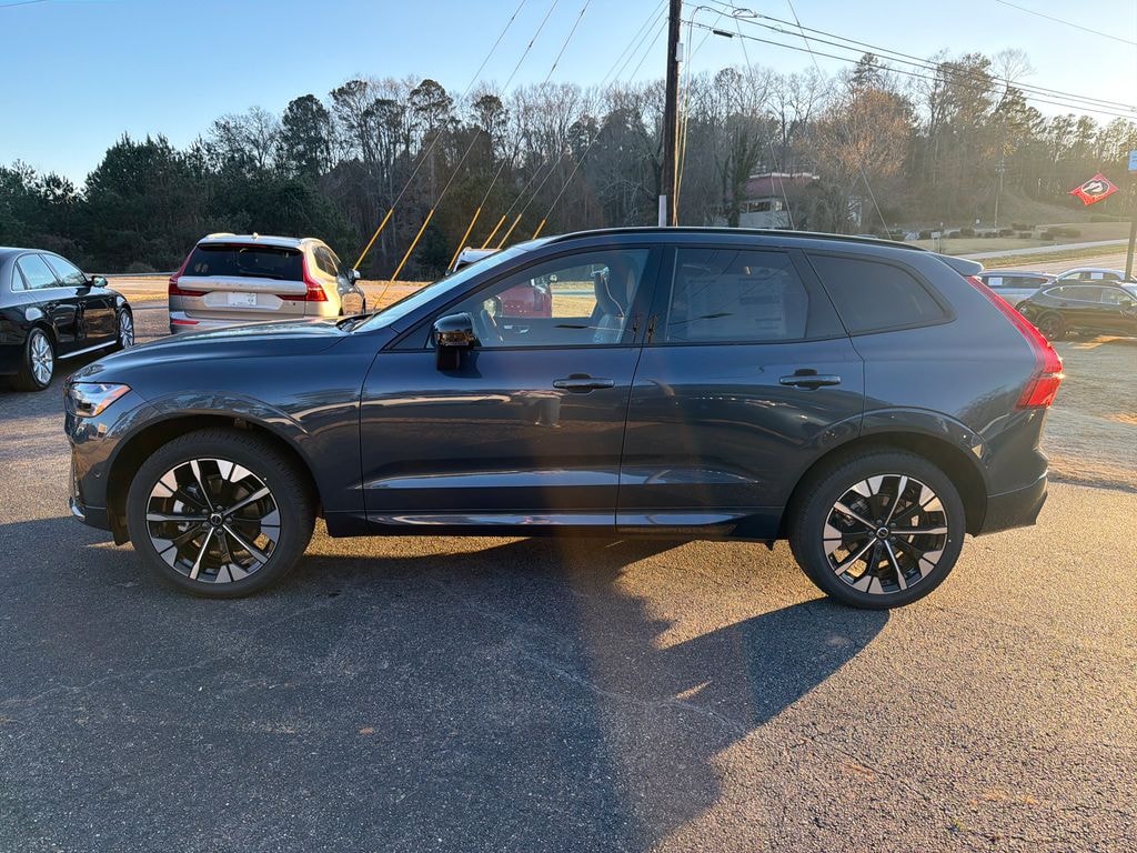 New 2026 Volvo XC60 B5 Plus SUV