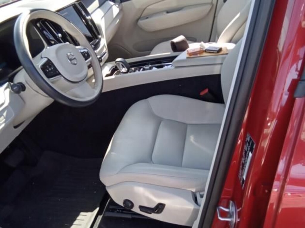 Used 2023 Volvo XC60 B5 Plus Bright Theme SUV