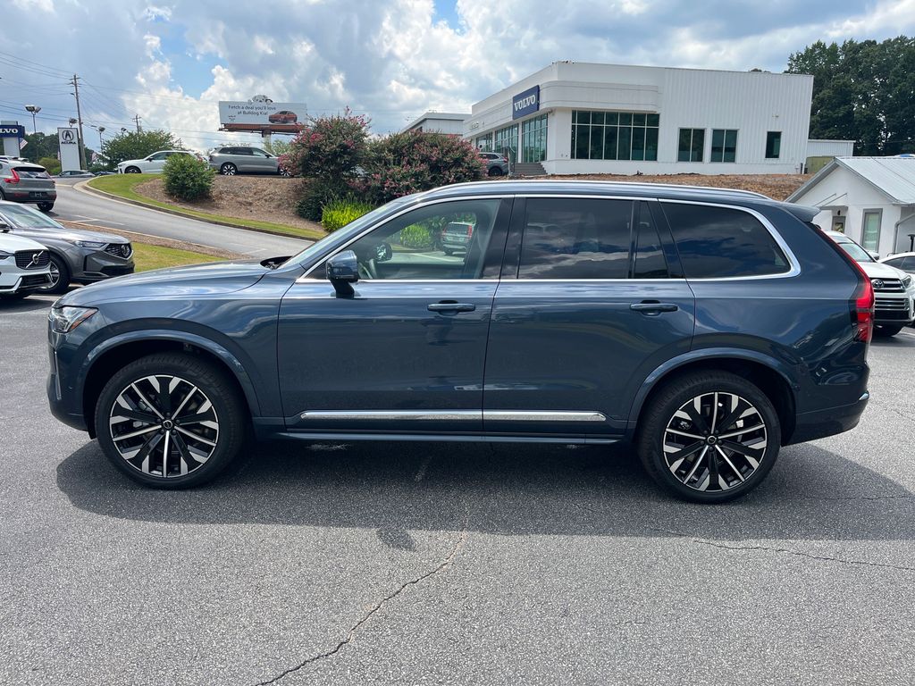 2026 Volvo XC90 Plus photo 2