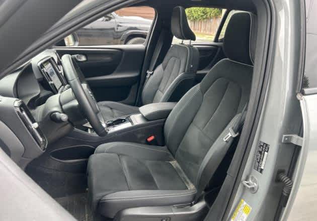 Used 2024 Volvo XC40 Ultimate with VIN YV4ER3XM8R2238716 for sale in Bellevue, WA