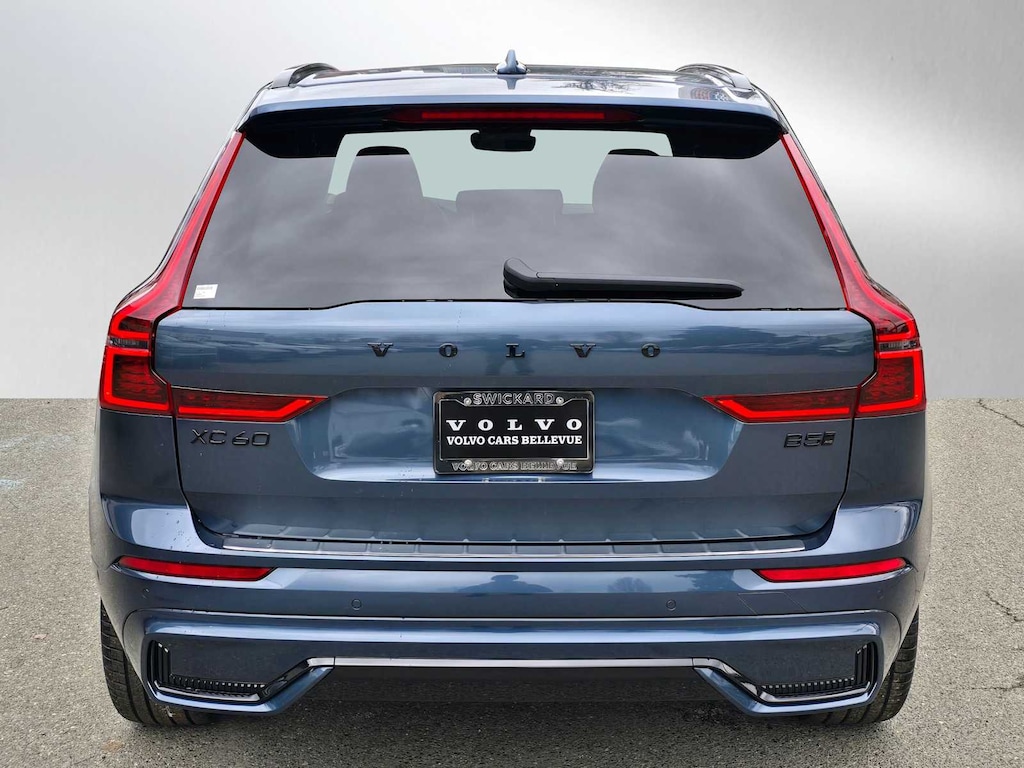 New 2026 Volvo XC60 B5 Ultra Black Edition SUV