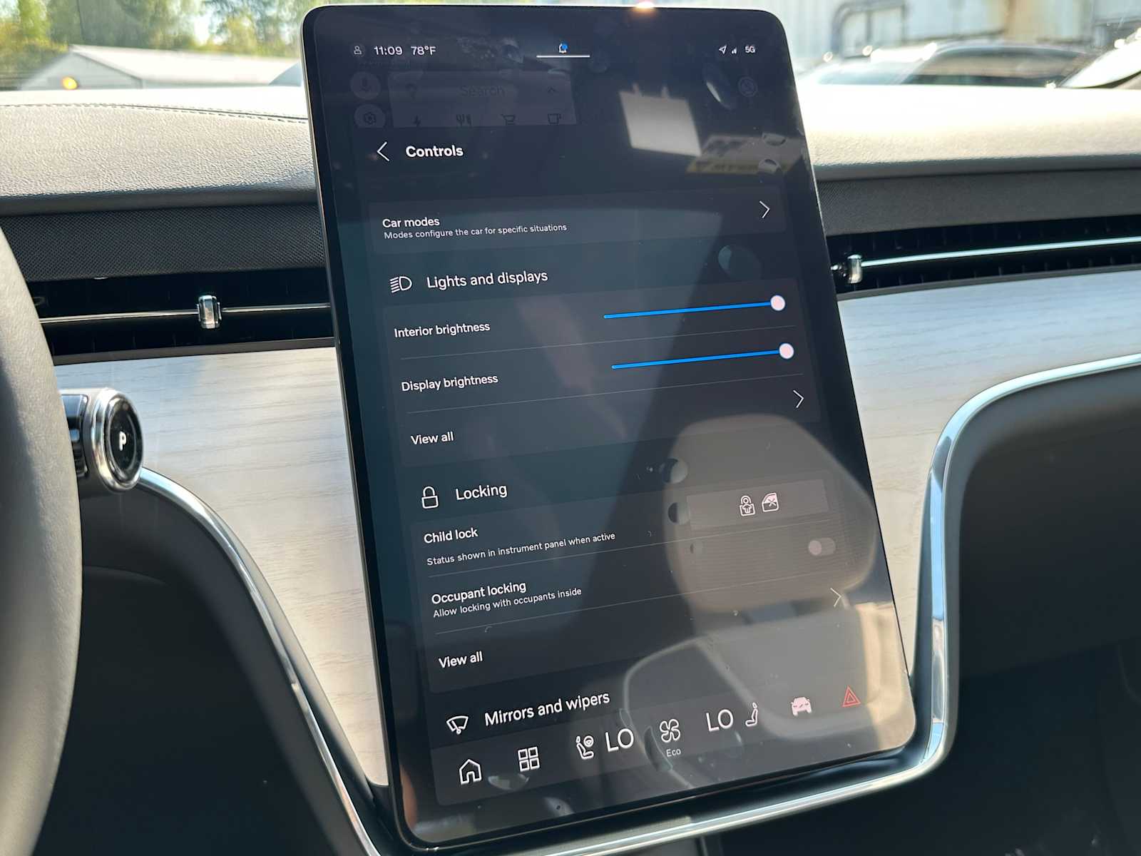 2025 Volvo EX90 Ultra - Photo 33