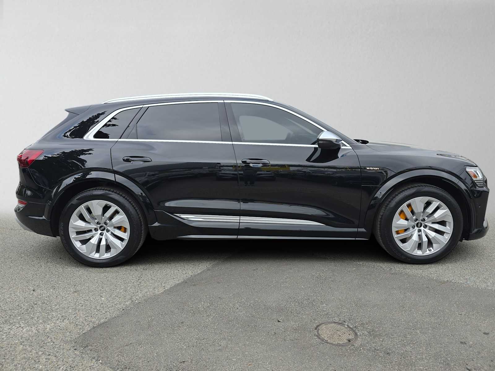 Used 2023 Audi e-tron S Premium Plus with VIN WA1ACBGEXPB008852 for sale in Bellevue, WA