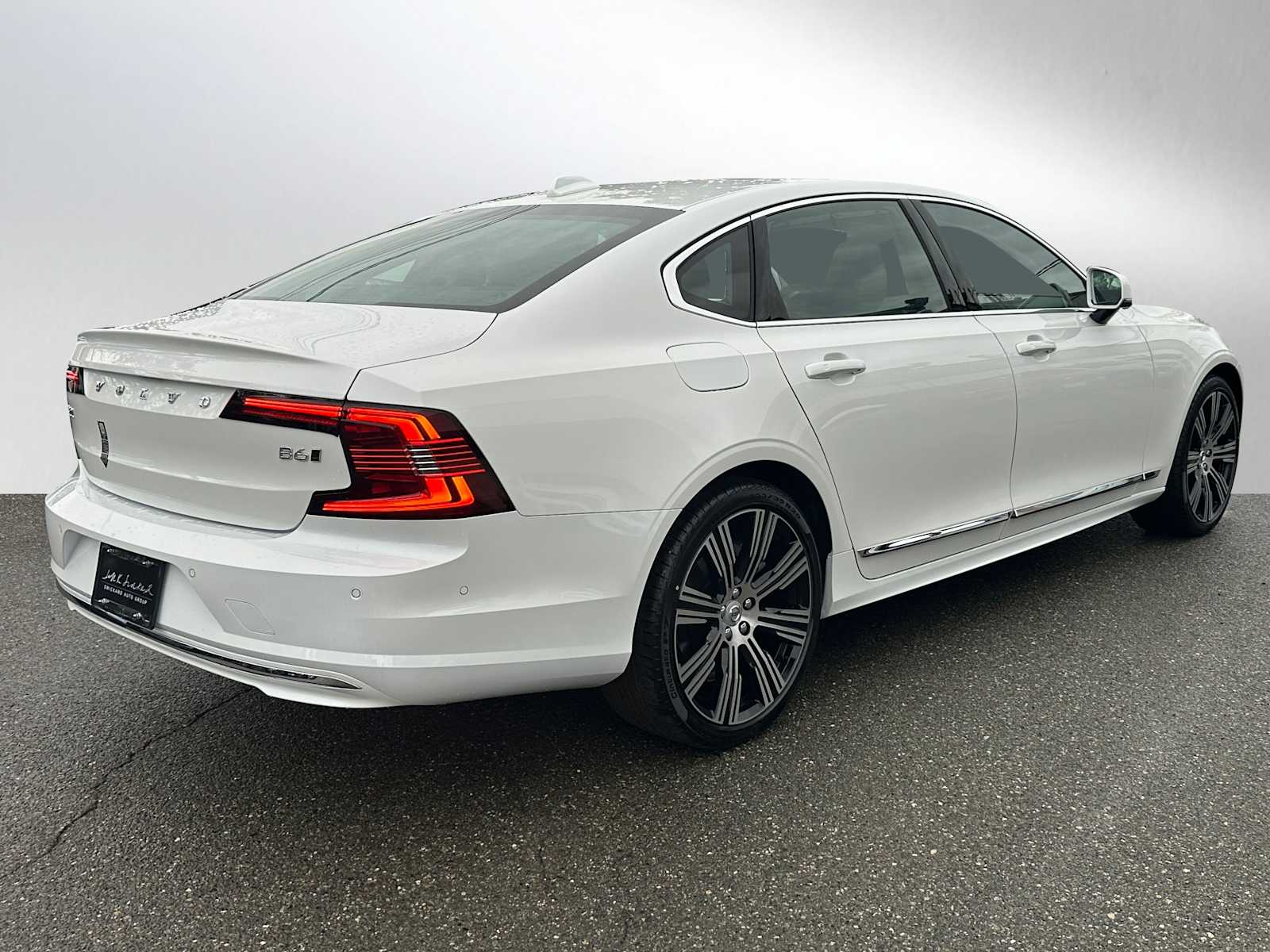 2025 Volvo S90 Plus - Photo 7
