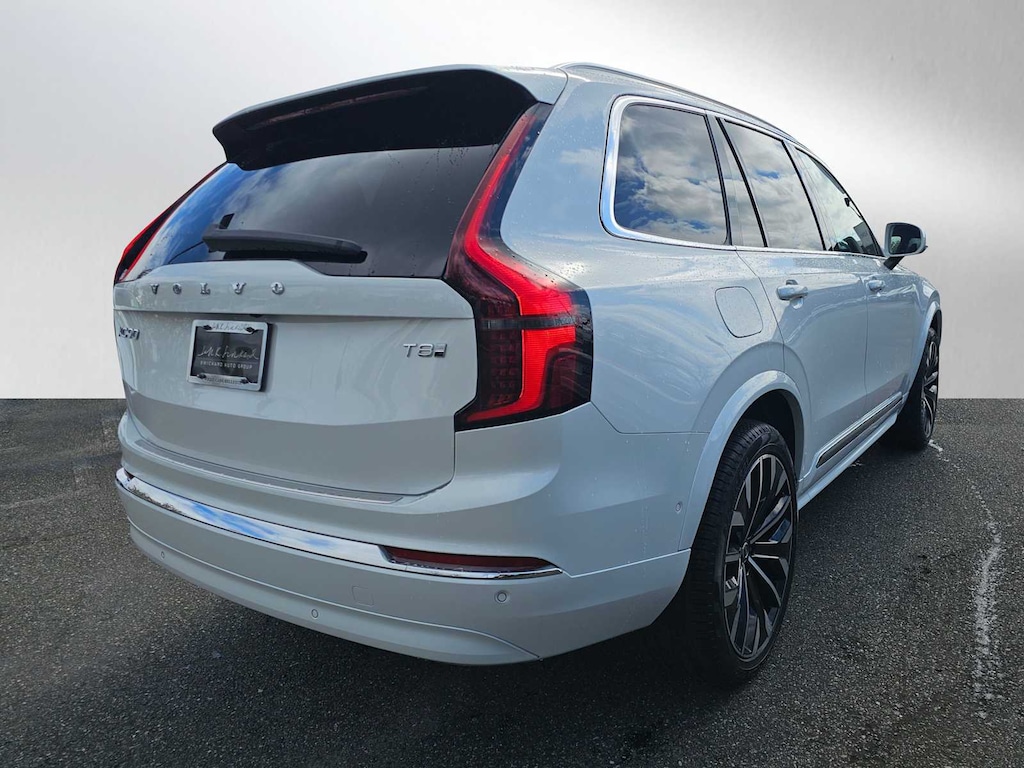 New 2025 Volvo XC90 plug-in hybrid T8 (2025.5) Plus 7-Seater SUV