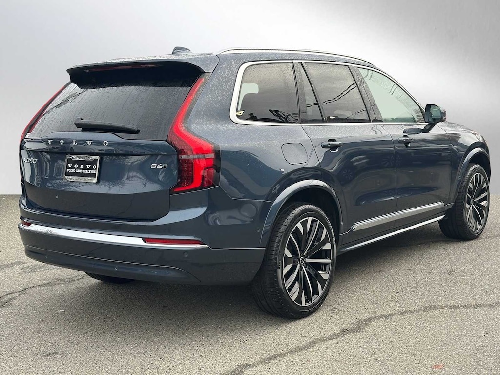 Certified 2025 Volvo XC90 B6 (2025.5) Plus 7-Seater SUV