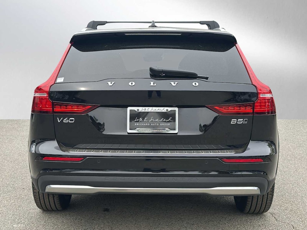 Used 2026 Volvo V60 Cross Country B5 Plus Wagon