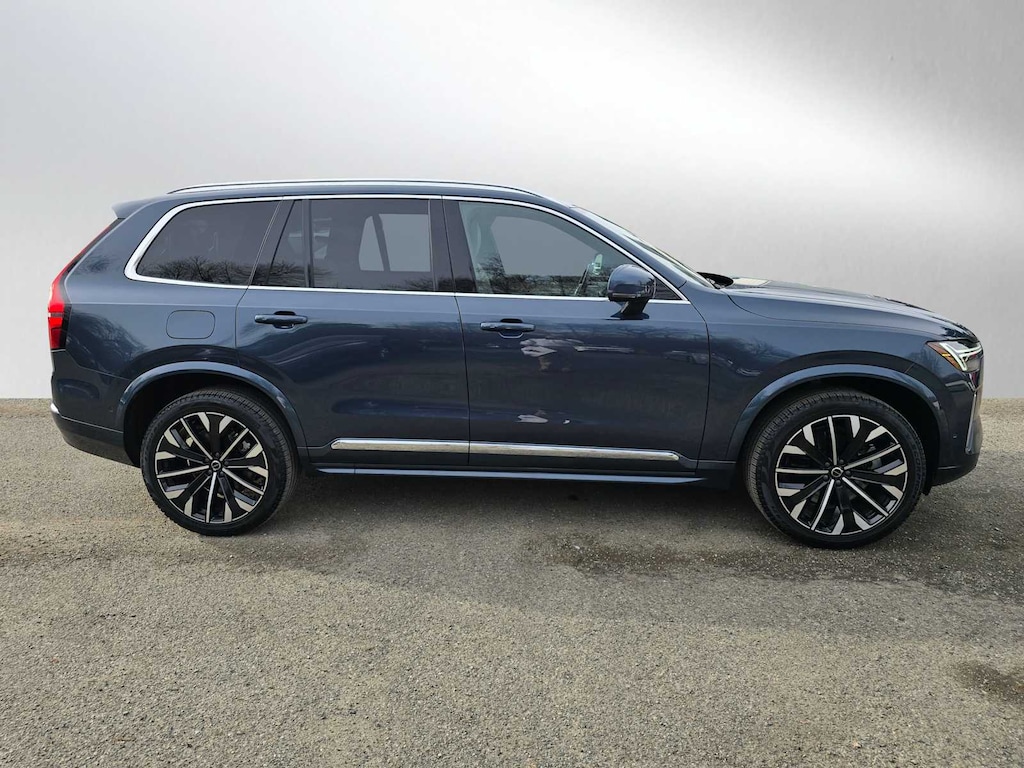 Certified 2025 Volvo XC90 plug-in hybrid T8 (2025.5) Ultra 7-Seater SUV