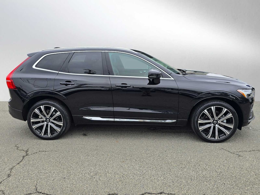Certified 2023 Volvo XC60 B5 AWD Ultimate Bright SUV