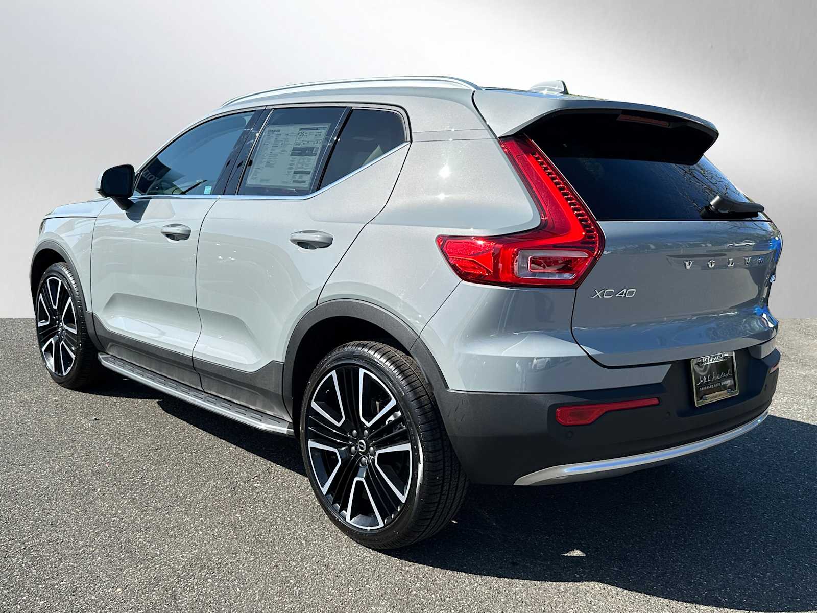 2025 Volvo XC40 Ultra - Photo 5