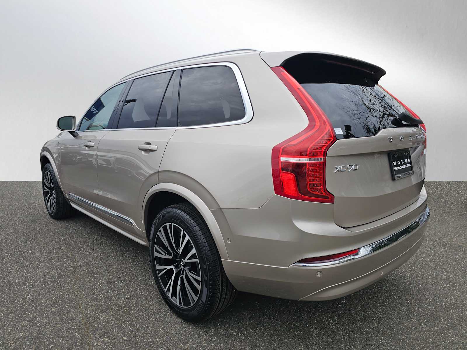 2023 Volvo XC90 Plus - Photo 6