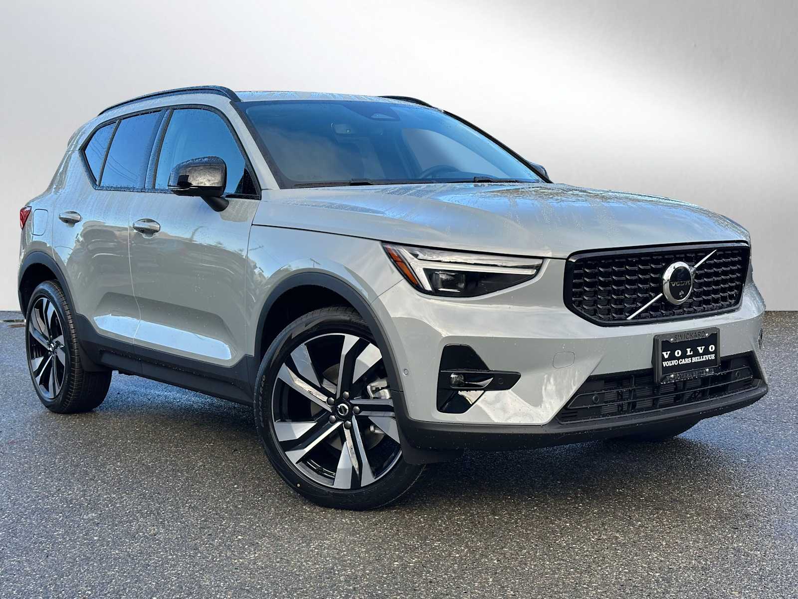 2026 Volvo XC40 Ultra's photo