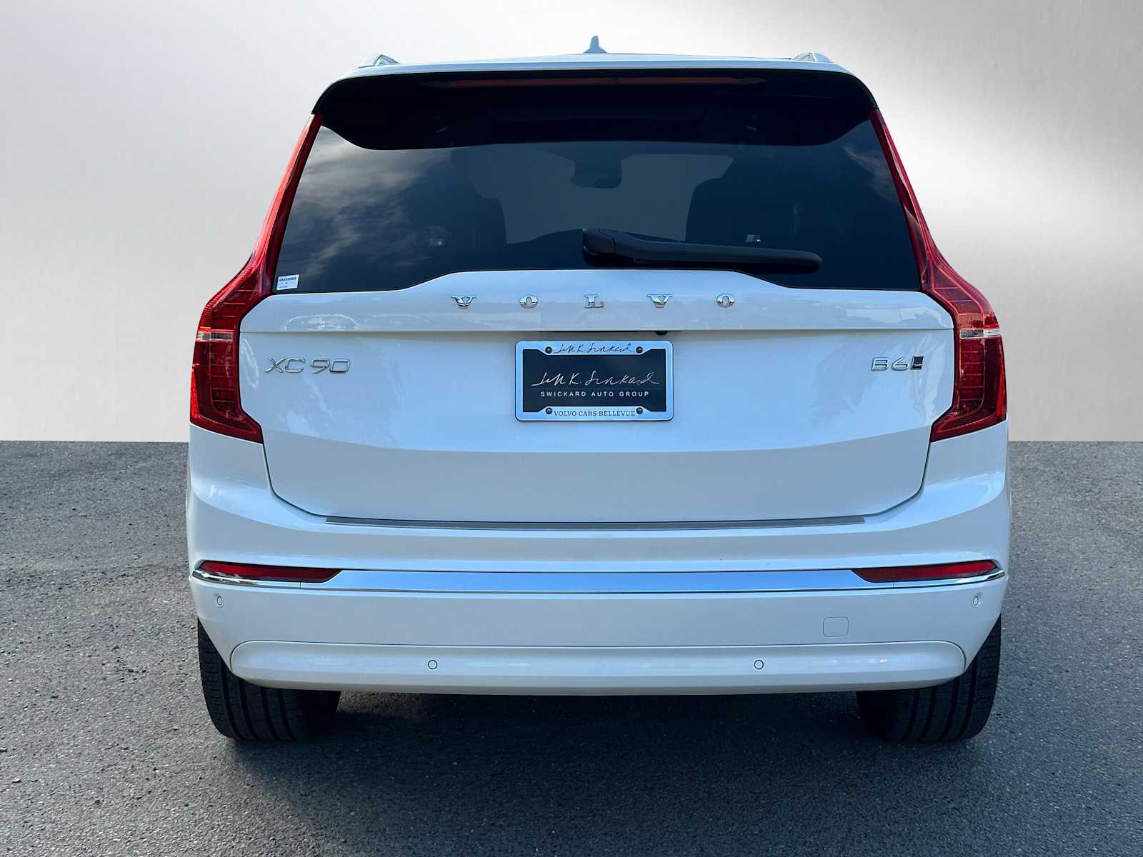2025 Volvo XC90 Plus photo 3